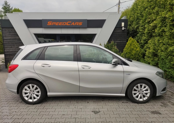 Mercedes-Benz Klasa B cena 32800 przebieg: 239000, rok produkcji 2011 z Tomaszów Lubelski małe 277